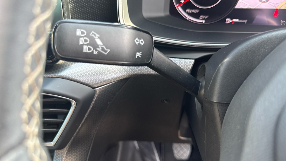 SEAT Leon 1.0 TSI EVO SE Dynamic 5dr Petrol Hatchback - Image 41
