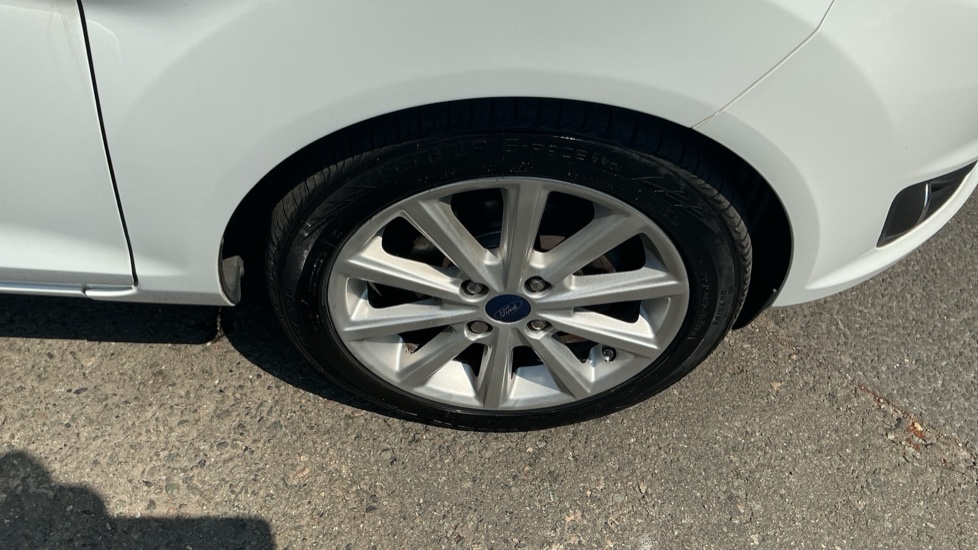 Ford Fiesta 1.0 EcoBoost 125 Titanium 5dr Petrol Hatchback - Image 21