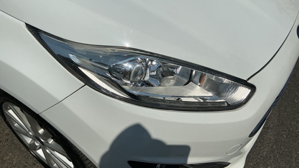 Ford Fiesta 1.0 EcoBoost 125 Titanium 5dr Petrol Hatchback - Image 22