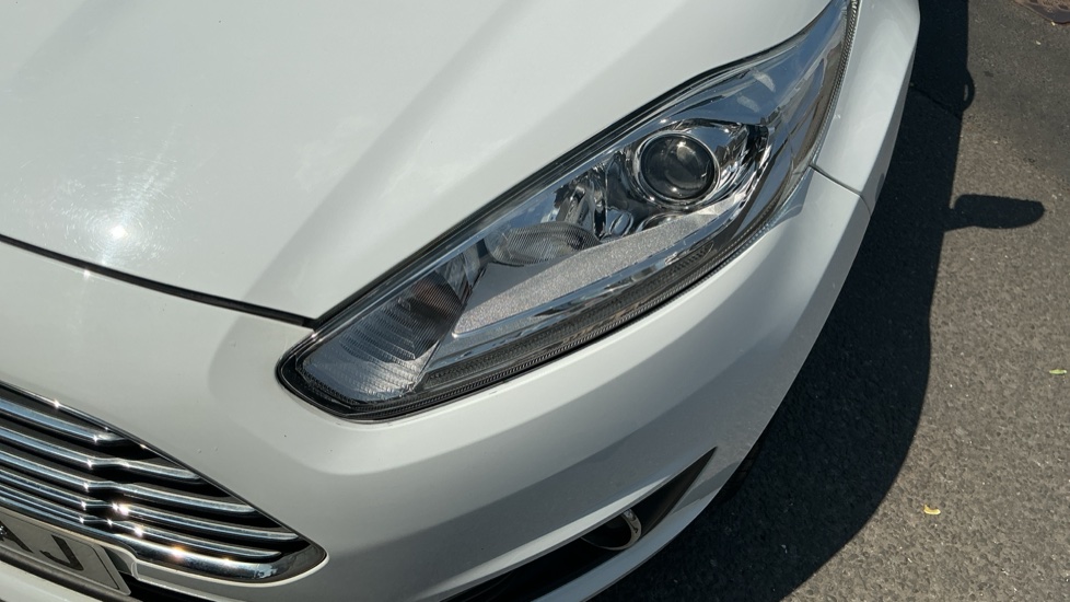 Ford Fiesta 1.0 EcoBoost 125 Titanium 5dr Petrol Hatchback - Image 25