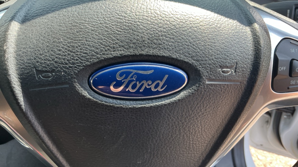 Ford Fiesta 1.0 EcoBoost 125 Titanium 5dr Petrol Hatchback - Image 39