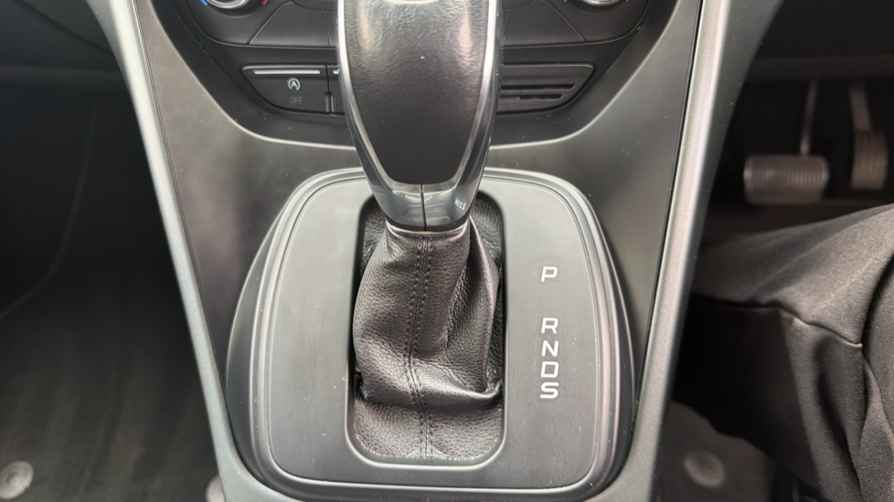 Ford Kuga 1.5 EcoBoost 182 Zetec 5dr Auto Petrol Estate - Image 25