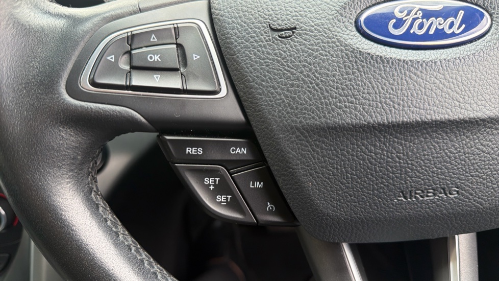 Ford Kuga 1.5 EcoBoost 182 Zetec 5dr Auto Petrol Estate - Image 28