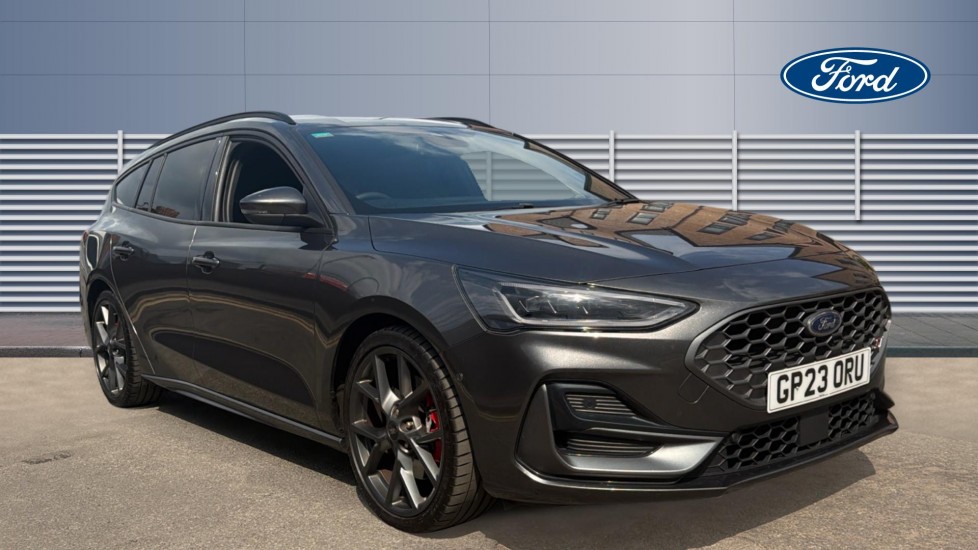Ford Focus ST 2.3 EcoBoost ST 5dr Petrol Estate - Image 1
