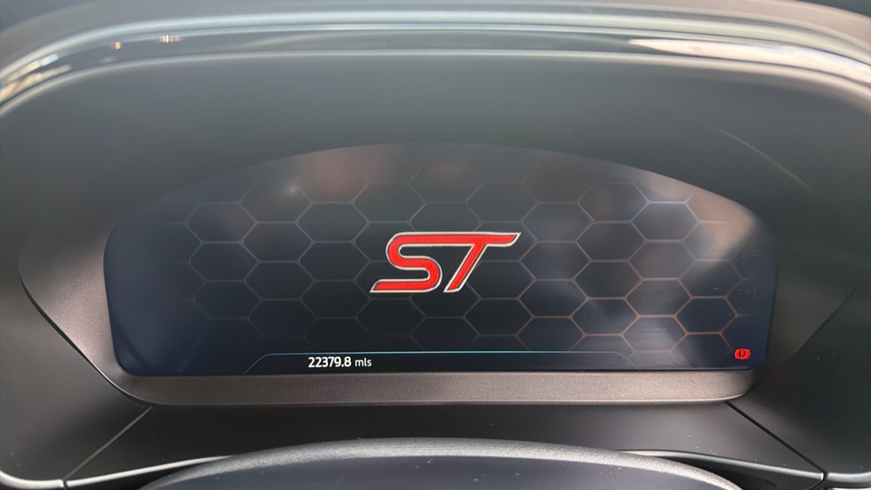 Ford Focus ST 2.3 EcoBoost ST 5dr Petrol Estate - Image 18