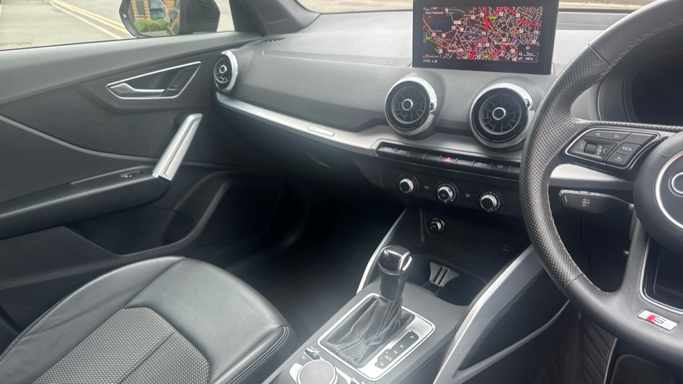 Audi Q2 35 TFSI S Line 5dr S Tronic Petrol Estate - Image 14