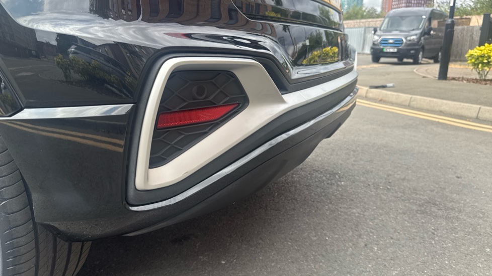 Audi Q2 35 TFSI S Line 5dr S Tronic Petrol Estate - Image 22