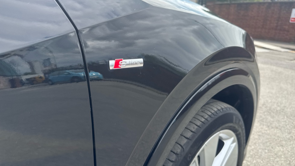 Audi Q2 35 TFSI S Line 5dr S Tronic Petrol Estate - Image 35