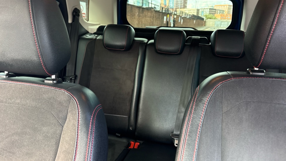 Ford EcoSport 1.0 EcoBoost 125 ST-Line 5dr Petrol Hatchback - Image 15