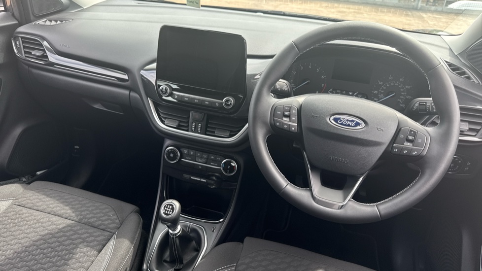 Ford Puma 1.0 EcoBoost Hybrid mHEV Titanium 5dr Petrol Hatchback - Image 10