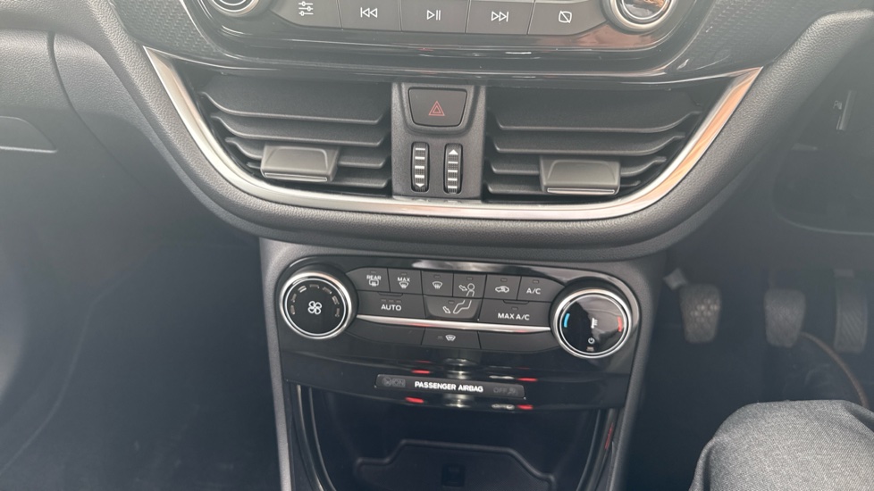 Ford Puma 1.0 EcoBoost Hybrid mHEV Titanium 5dr Petrol Hatchback - Image 30