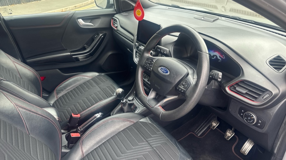 Ford Puma 1.0 EcoBoost Hybrid mHEV ST-Line X 5dr Petrol Hatchback - Image 11