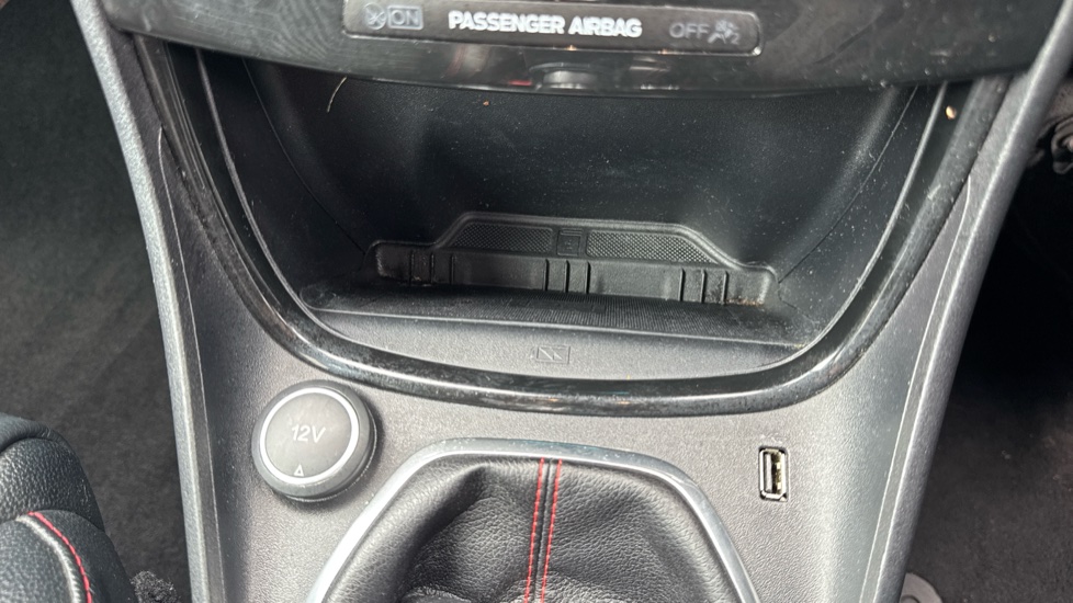 Ford Puma 1.0 EcoBoost Hybrid mHEV ST-Line X 5dr Petrol Hatchback - Image 28