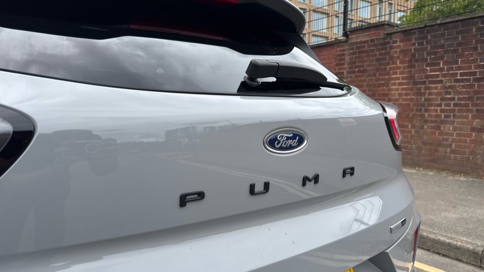 Ford Puma 1.0 EcoBoost Hybrid mHEV ST-Line X 5dr Petrol Hatchback - Image 36