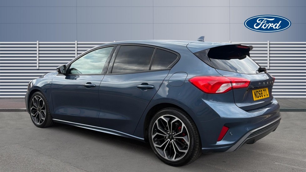 Ford Focus 1.0 EcoBoost 125 ST-Line X 5dr Auto Petrol Hatchback - Image 2