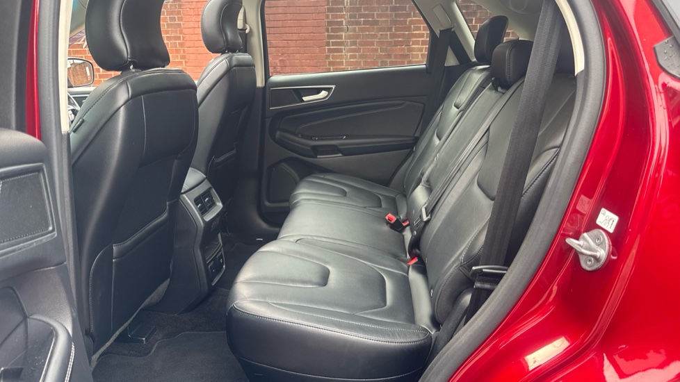 Ford Edge 2.0 TDCi 210 Titanium 5dr Powershift Diesel Estate - Image 16