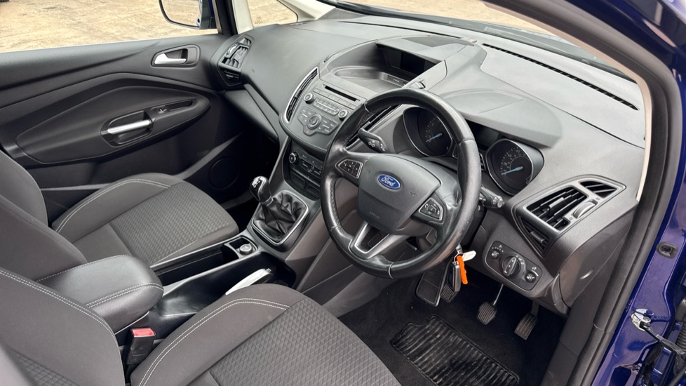 Ford C-MAX 1.6 125 Zetec 5dr Petrol Estate - Image 11