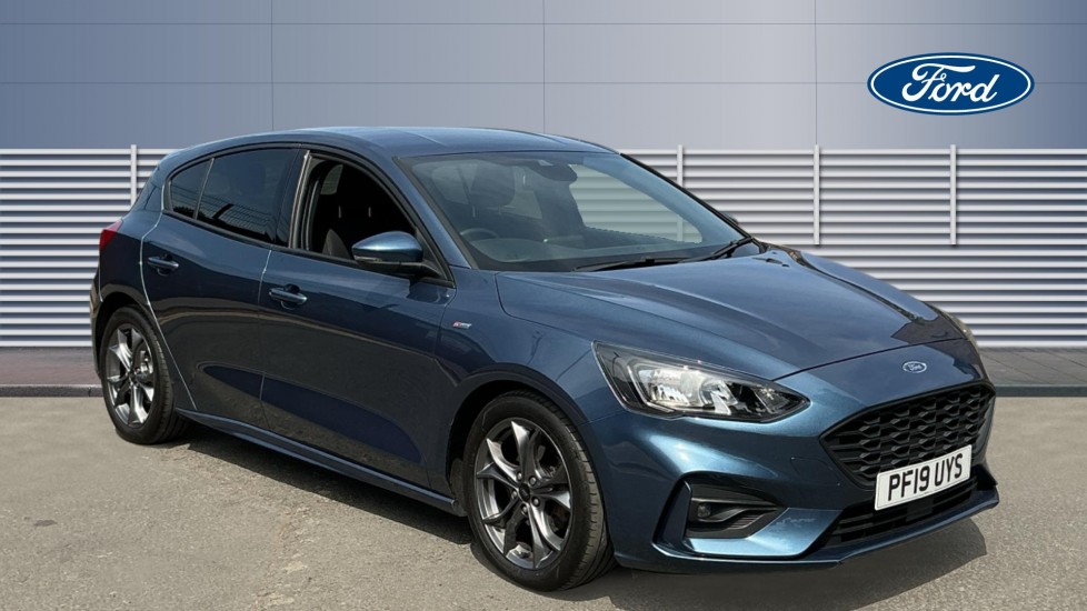 Ford Focus 1.0 EcoBoost 125 ST-Line 5dr Petrol Hatchback - Image 1
