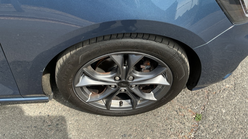 Ford Focus 1.0 EcoBoost 125 ST-Line 5dr Petrol Hatchback - Image 24