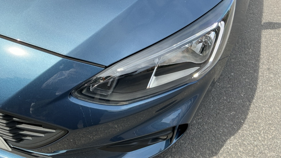 Ford Focus 1.0 EcoBoost 125 ST-Line 5dr Petrol Hatchback - Image 28