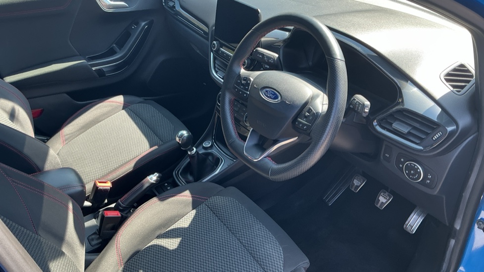 Ford Puma 1.0 EcoBoost ST-Line 5dr Petrol Hatchback - Image 11