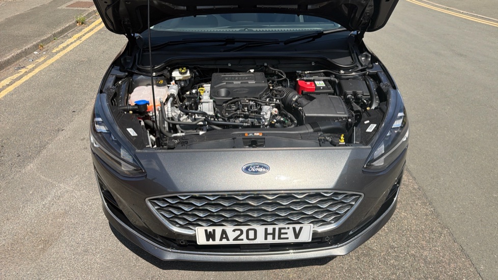 Ford Focus Vignale 1.0 EcoBoost 125 5dr Petrol Hatchback - Image 8