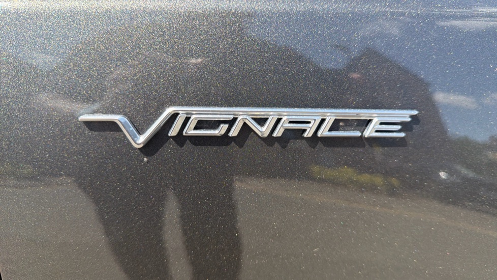 Ford Focus Vignale 1.0 EcoBoost 125 5dr Petrol Hatchback - Image 43
