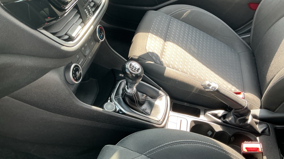 Ford Fiesta 1.0 EcoBoost Zetec 5dr Petrol Hatchback - Image 13