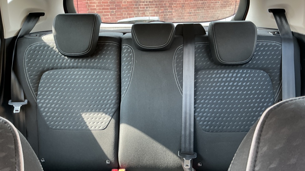 Ford Fiesta 1.0 EcoBoost Zetec 5dr Petrol Hatchback - Image 15