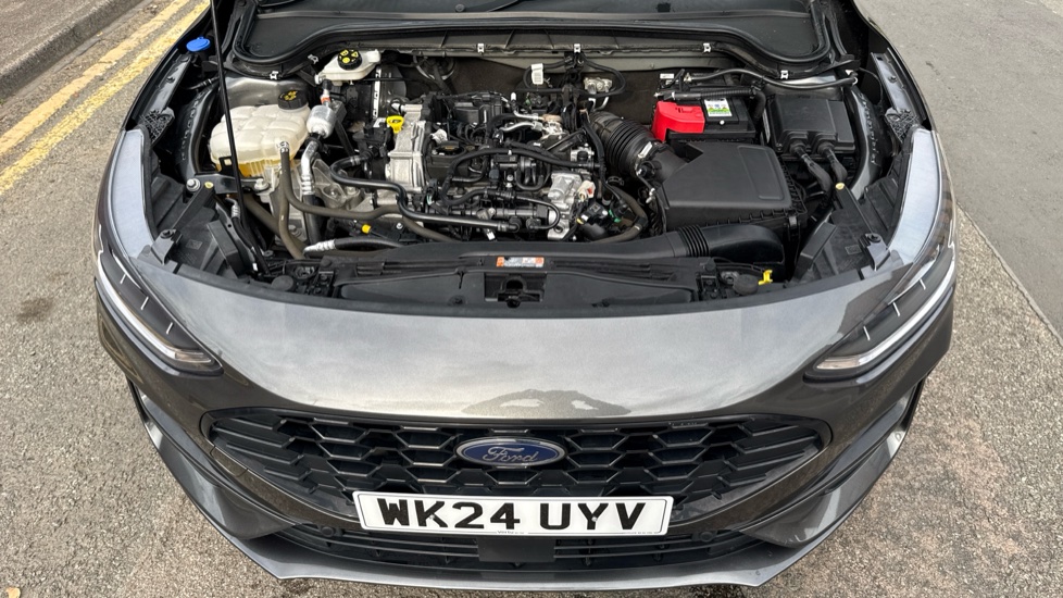 Ford Focus 1.0 EcoBoost Hybrid mHEV ST-Line 5dr Petrol Hatchback - Image 8