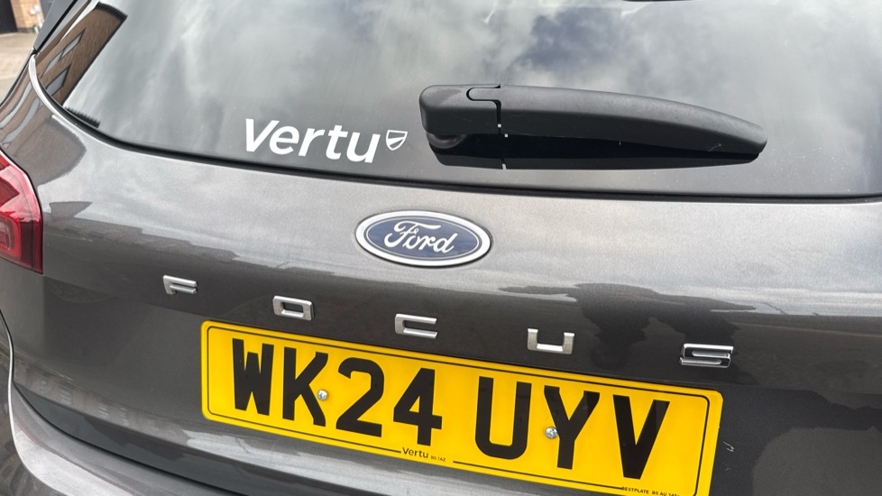 Ford Focus 1.0 EcoBoost Hybrid mHEV ST-Line 5dr Petrol Hatchback - Image 39