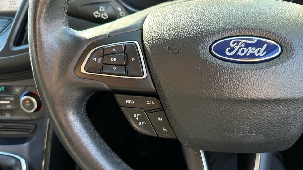 Ford Kuga 1.5 TDCi Titanium Edition 5dr 2WD Diesel Estate - Image 25