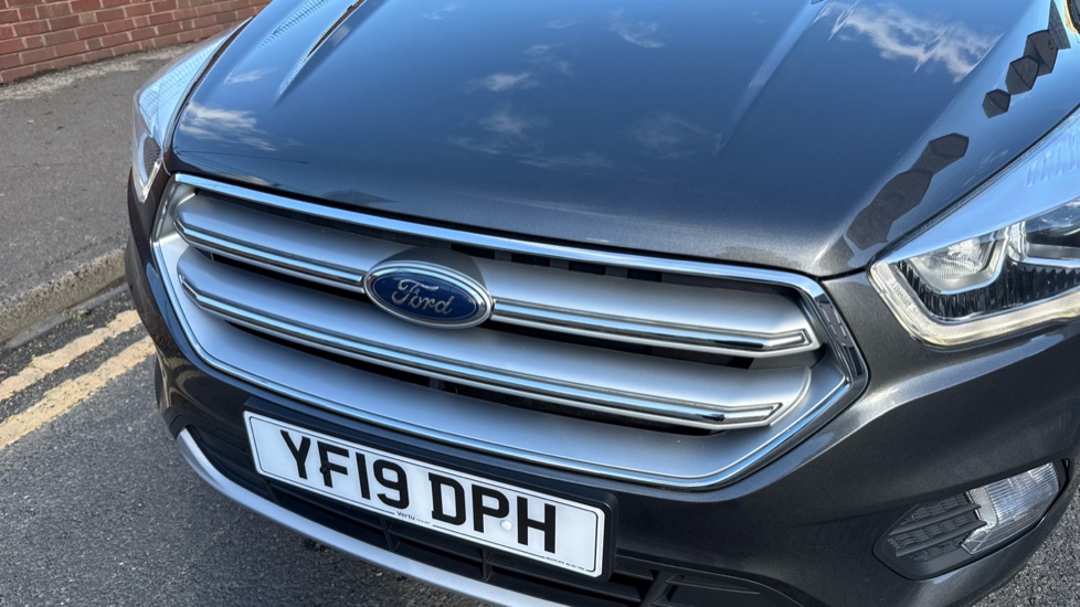 Ford Kuga 1.5 TDCi Titanium Edition 5dr 2WD Diesel Estate - Image 34