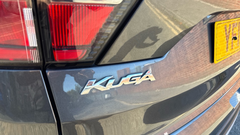Ford Kuga 1.5 TDCi Titanium Edition 5dr 2WD Diesel Estate - Image 40