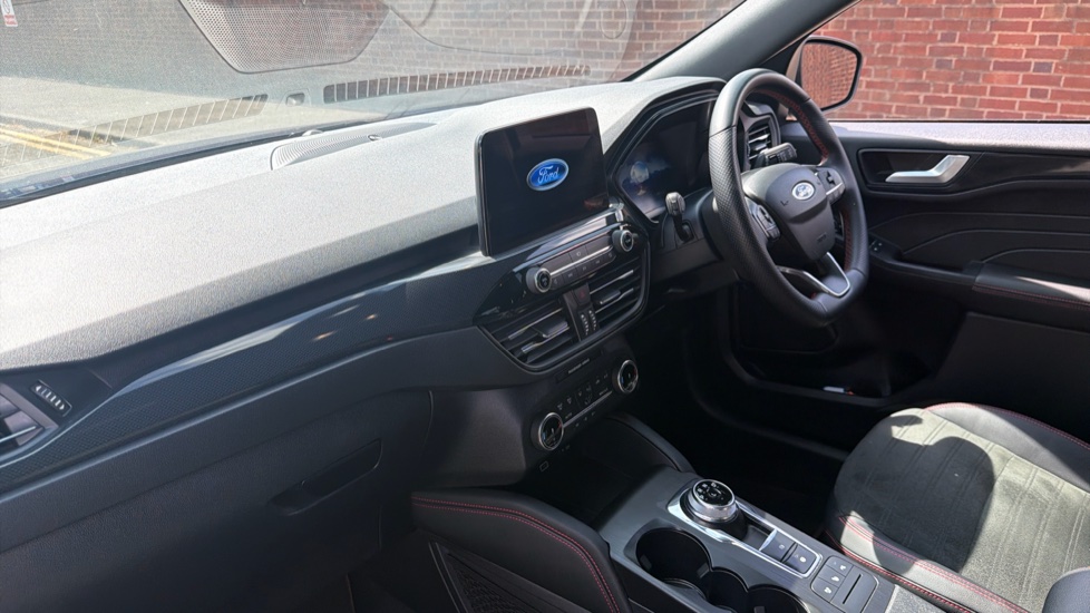 Ford Kuga 2.5 FHEV ST-Line Edition 5dr CVT Hybrid Estate - Image 9