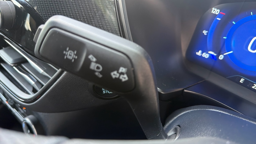 Ford Kuga 2.5 FHEV ST-Line Edition 5dr CVT Hybrid Estate - Image 33