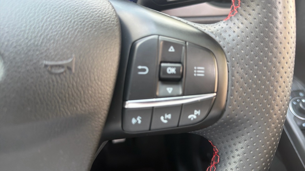 Ford Kuga 2.5 FHEV ST-Line Edition 5dr CVT Hybrid Estate - Image 35