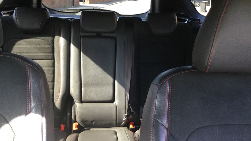Ford Kuga 2.0 TDCi ST-Line 5dr 2WD Diesel Estate - Image 15