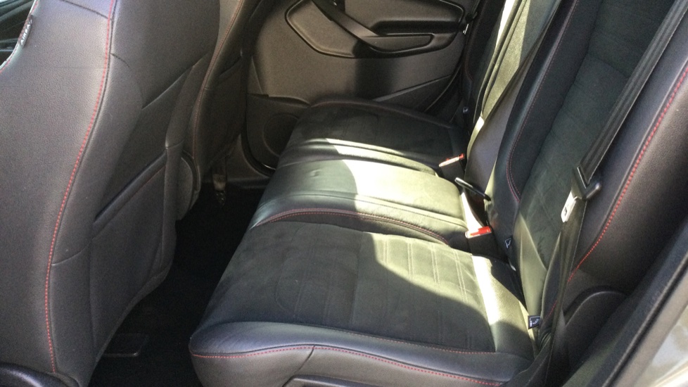 Ford Kuga 2.0 TDCi ST-Line 5dr 2WD Diesel Estate - Image 16