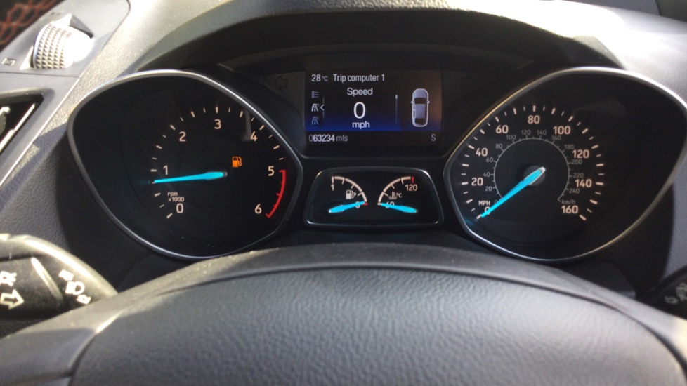 Ford Kuga 2.0 TDCi ST-Line 5dr 2WD Diesel Estate - Image 18