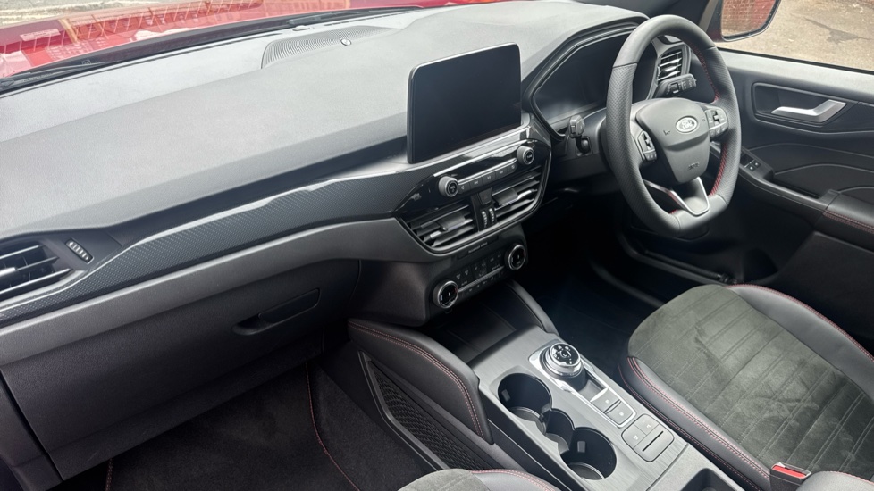 Ford Kuga 2.5 FHEV ST-Line Edition 5dr CVT Hybrid Estate - Image 9