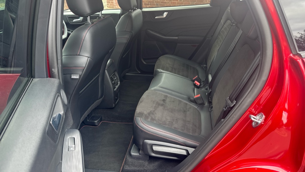 Ford Kuga 2.5 FHEV ST-Line Edition 5dr CVT Hybrid Estate - Image 16
