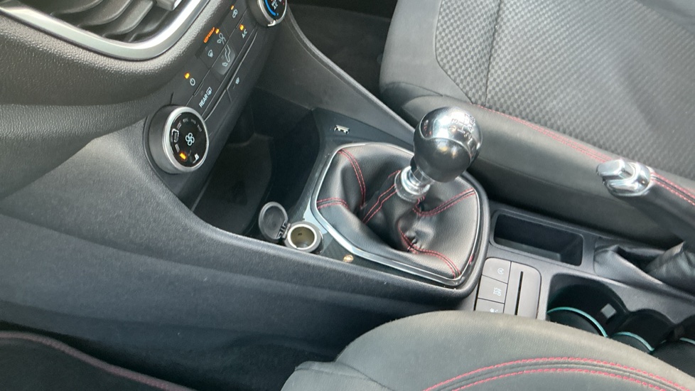 Ford Fiesta 1.0 EcoBoost 95 ST-Line Edition 5dr Petrol Hatchback - Image 13
