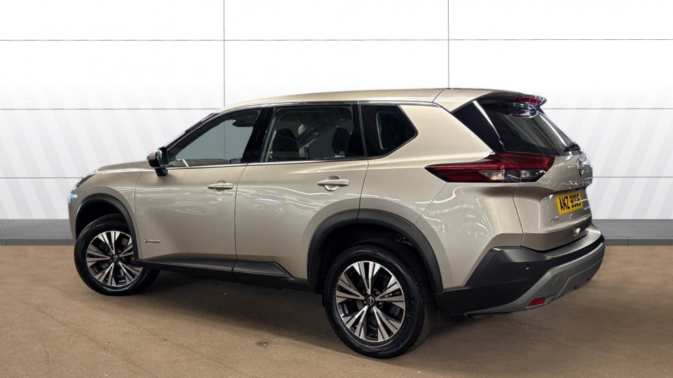 Nissan X-Trail 1.5 E-Power E-4orce 213 Acenta Prem 5dr 7 St Auto Hybrid Station Wagon - Image 2