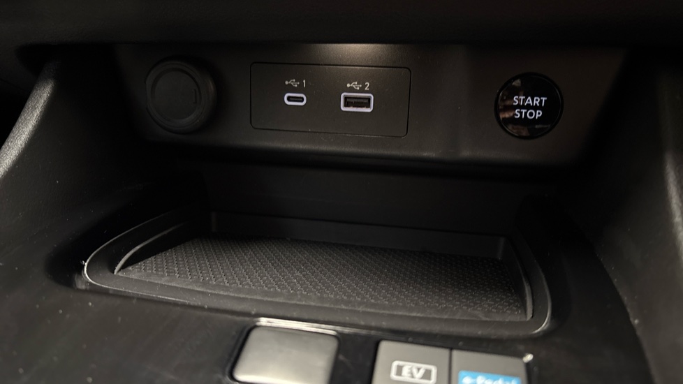 Nissan X-Trail 1.5 E-Power E-4orce 213 Acenta Prem 5dr 7 St Auto Hybrid Station Wagon - Image 39