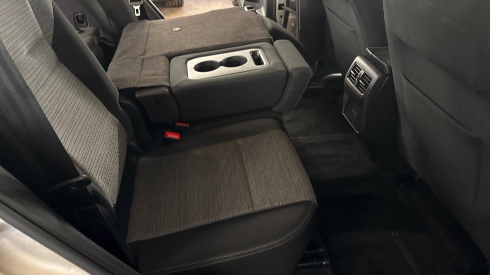 Nissan X-Trail 1.5 E-Power E-4orce 213 Acenta Prem 5dr 7 St Auto Hybrid Station Wagon - Image 68