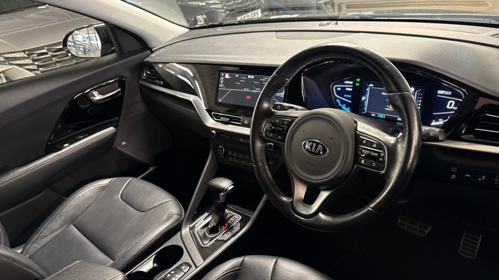Kia Niro 1.6 GDi Hybrid 4 5dr DCT Hybrid Estate - Image 11