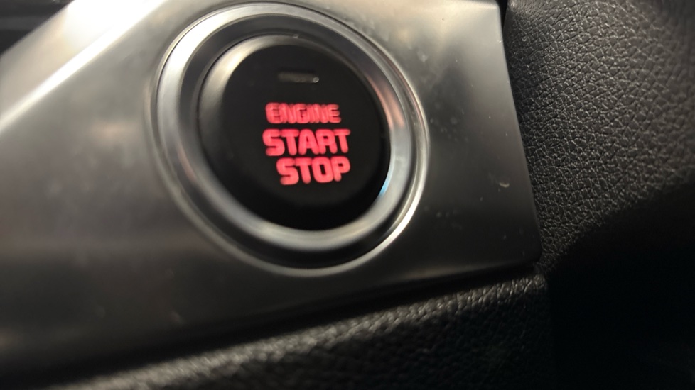 Kia Niro 1.6 GDi Hybrid 4 5dr DCT Hybrid Estate - Image 34