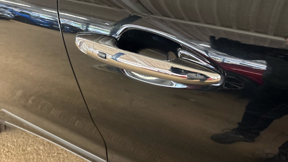 Kia Niro 1.6 GDi Hybrid 4 5dr DCT Hybrid Estate - Image 50