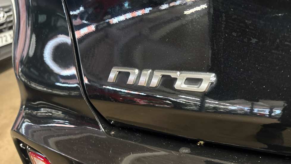 Kia Niro 1.6 GDi Hybrid 4 5dr DCT Hybrid Estate - Image 52